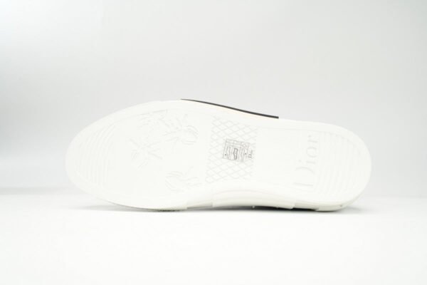 B23 - Image 7