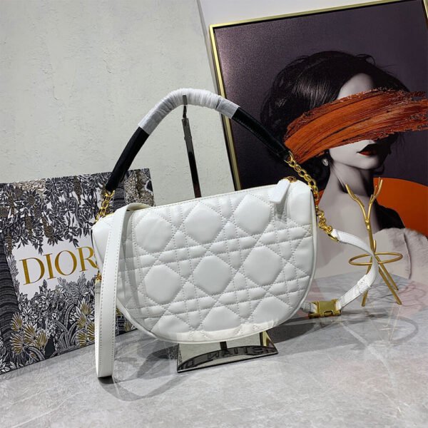 MEDIUM DIOR VIBE HOBO BAG - Image 5