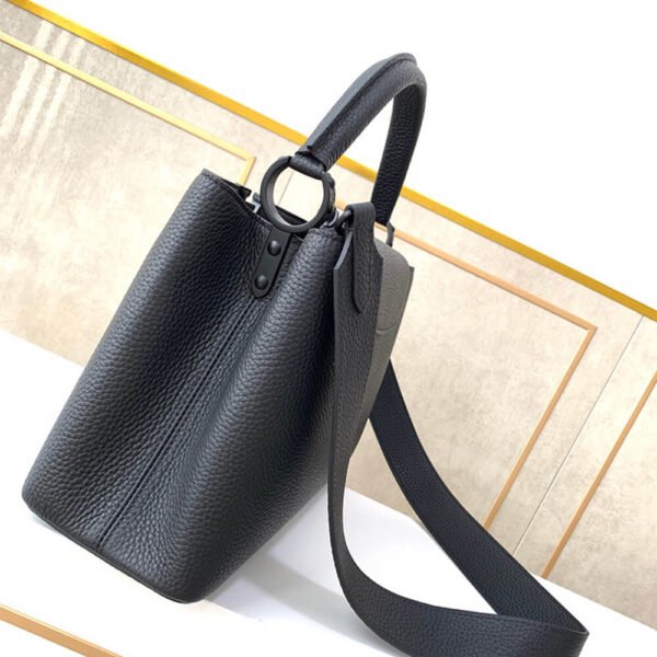 Louis Vuitton CAPUCINES MM - Image 5