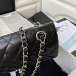 SMALL CLASSIC HANDBAG - Image 10