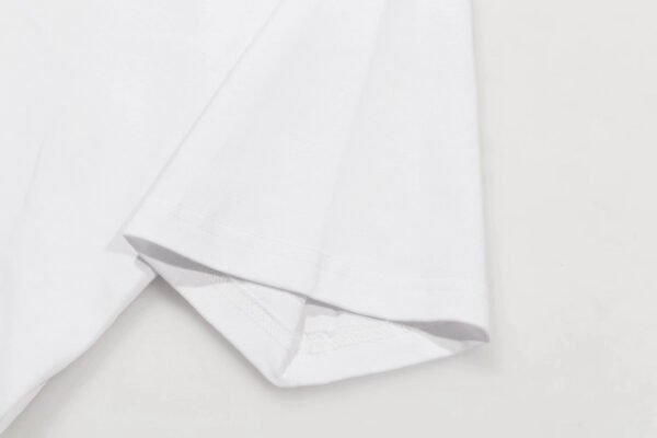 High Quality Dior T-shirt - Image 5