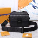 LV S LOCK MESSENGER - Image 3