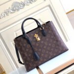 LV FLOWER TOTE - Image 6