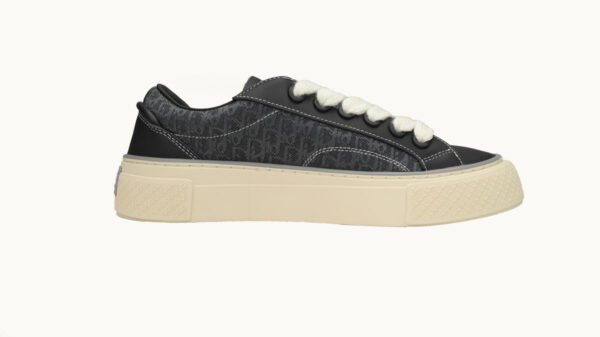 B33 - Image 4