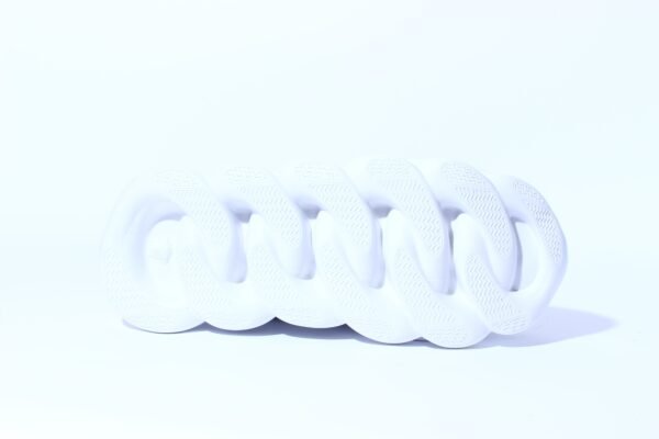 CHAIN REACTION - Image 9
