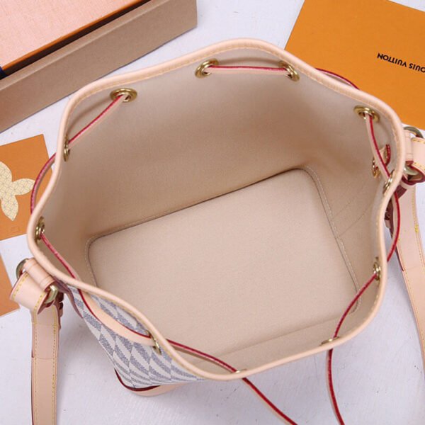 LV Noe Bucket Bag - Image 7