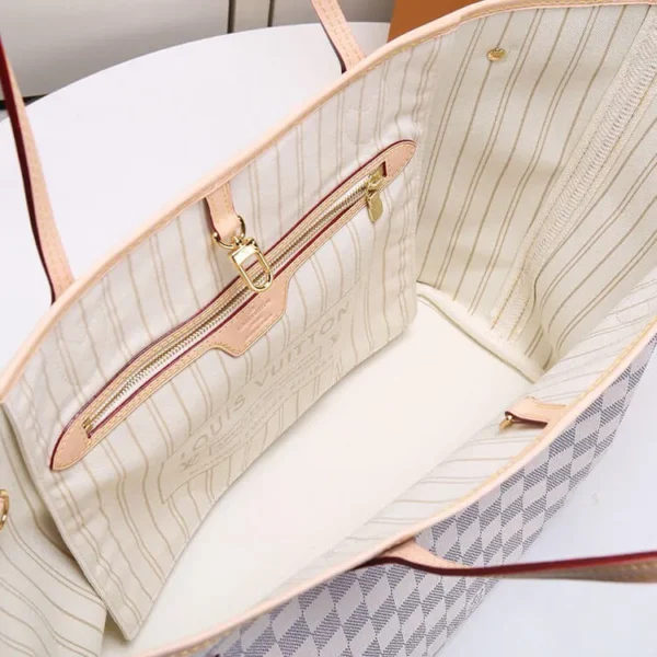 LV Neverfull MM Tote - Image 7