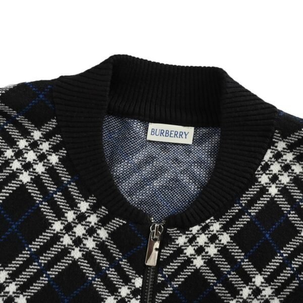 High Quality Burberry Jacket - Image 5