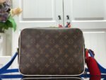 Top rated LV Bag - Image 6