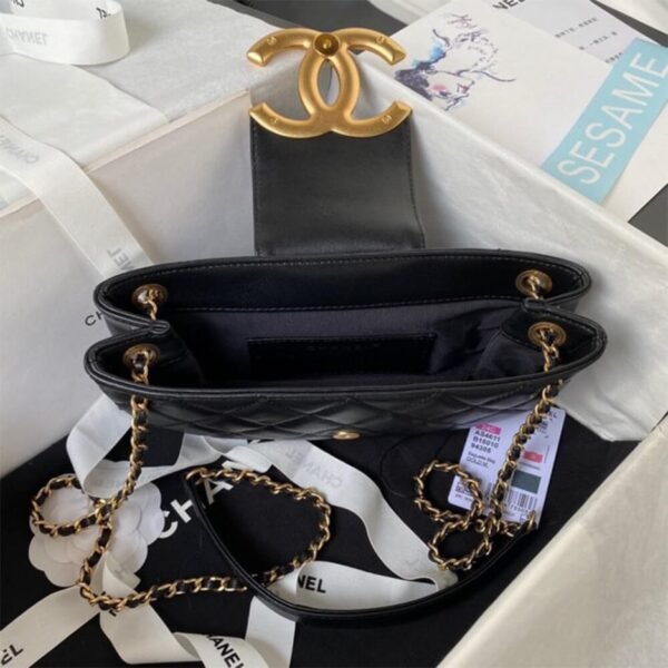 CHANEL BAGUETTE BAG - Image 5