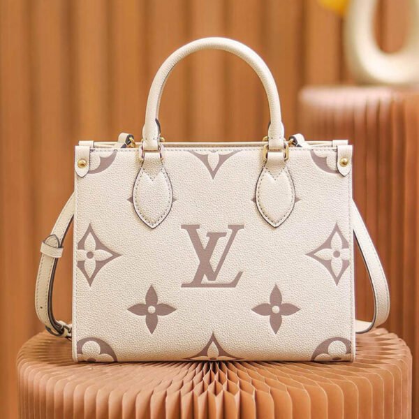 Louis Vuitton ONTHEGO PM - Image 3