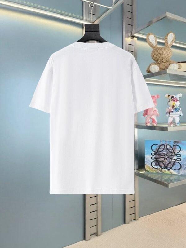 Gucci Graphic Logo Print White Cotton Crew Neck T-Shirt - Image 3