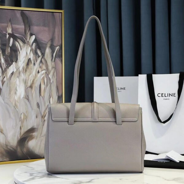MEDIUM SOFT 16 BAG IN SUPPLE GRAINED CALFSKIN - Image 5