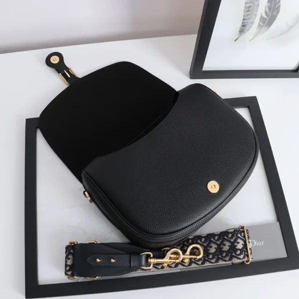LARGE DIOR BOBBY BAG - Image 5