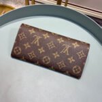 Louis Vuitton Emilie Wallet - Image 5