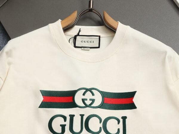 Best Gucci t-shirt - Image 4