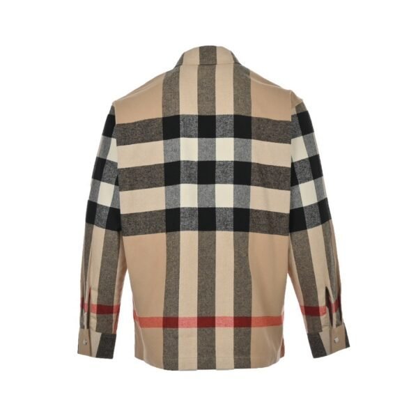 High Quality Burberry Jacket - Image 4