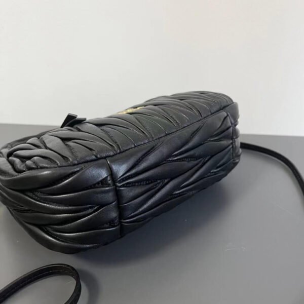 Wander Matelassé Nappa Hobo Underarm Bag - Image 6