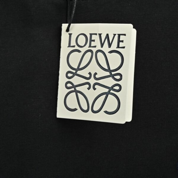 Loewee t-shirt - Image 7