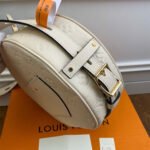 LV Boite Chapeau Souple MM Handbag - Image 5