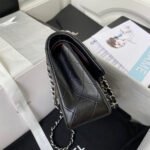 SMALL CLASSIC HANDBAG - Image 8