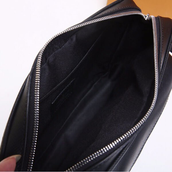 LV Outdoor Messenger - Image 7