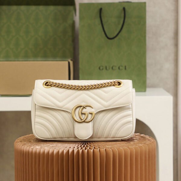 GG Marmont small matelasse shoulder bag - Image 3