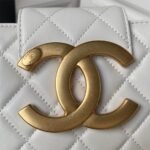 CHANEL BAGUETTE BAG - Image 6