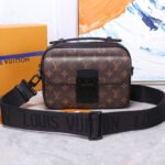 LV S LOCK MESSENGER - Image 3