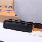 LV Neo Saint Cloud Handbag - Image 5