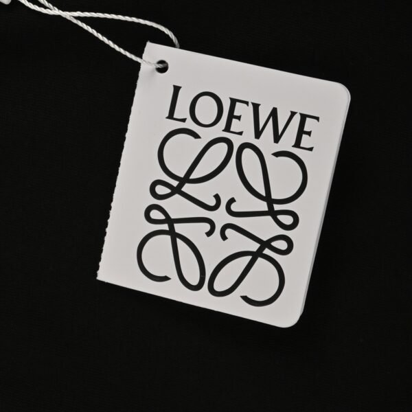 Loewee t-shirt - Image 7
