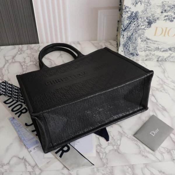 Medium DIOR BOOK TOTE - Image 6