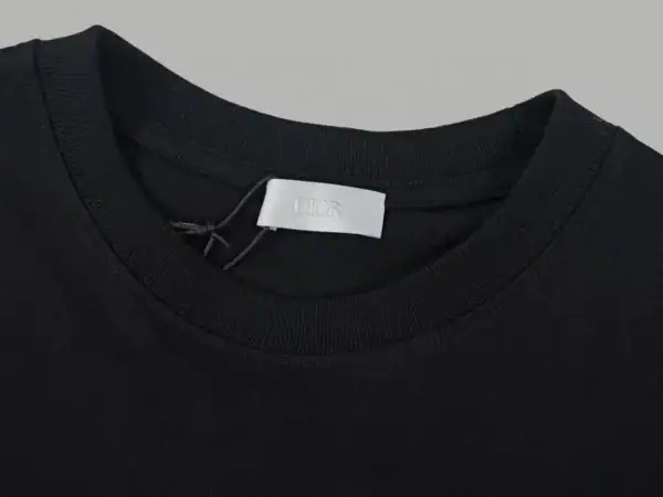 High Quality Dior T-shirt - Image 6
