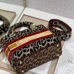 DIOR MEDIUM LADY D-LITE BAG - Image 8