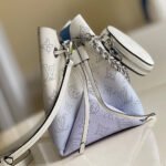 LV BELLA BUCKET BAG - Image 5