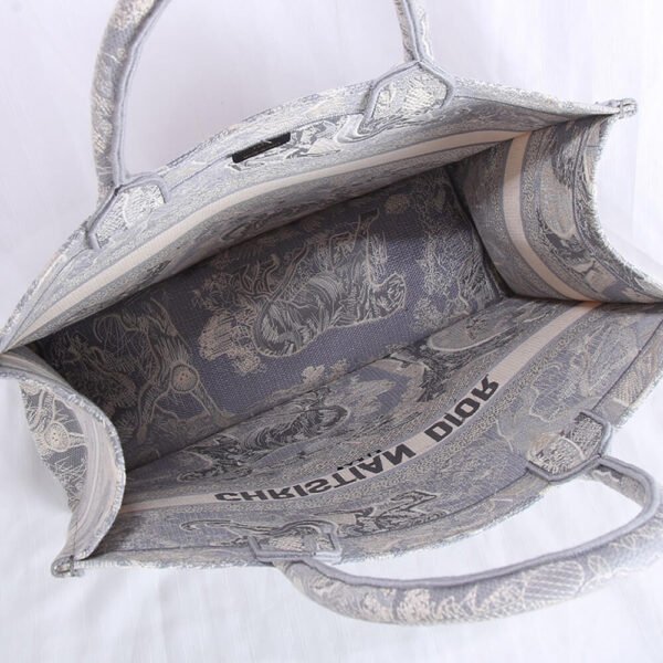 LARGE DIOR BOOK TOTE - Image 7