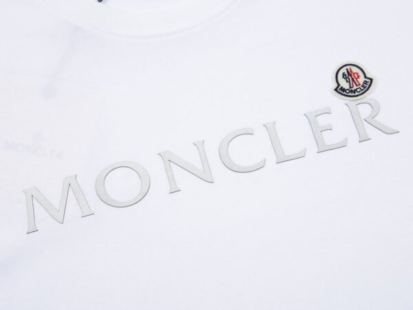 Best Moncler t-shirt - Image 6