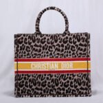 LARGE DIOR BOOK TOTE - Image 3