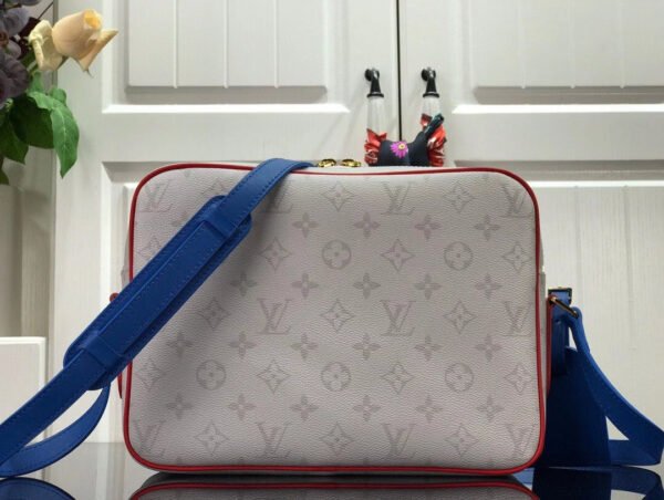 Top rated LV Bag - Image 5