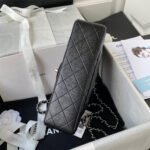 SMALL CLASSIC HANDBAG - Image 9