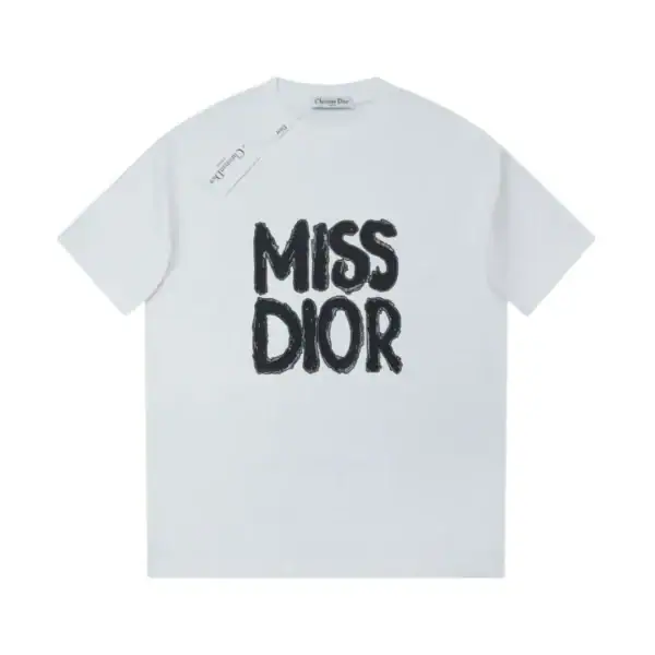 High Quality Dior T-shirt - Image 4