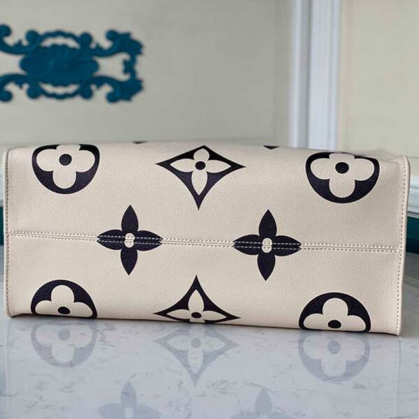 Louis Vuitton CRAFTY ONTHEGO GM - Image 7
