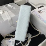 SMALL CLASSIC HANDBAG - Image 6