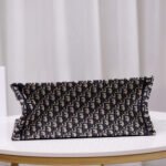 LARGE DIOR BOOK TOTE - Image 9