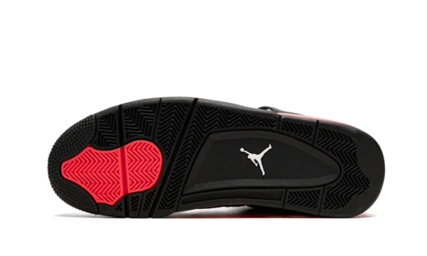 Red Thunder - Image 5
