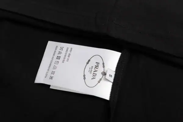 Prada T-shirt - Image 7