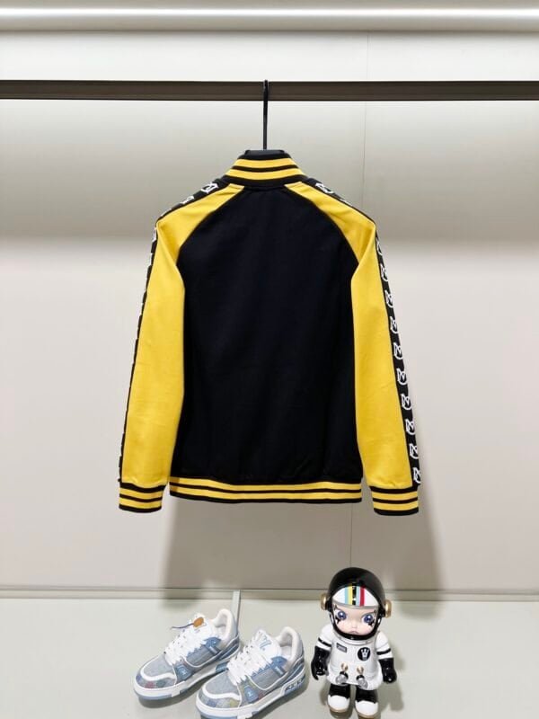 Top rated Monclear Jacket - Image 3