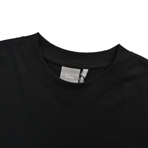 High Quality Dior T-shirt - Image 7