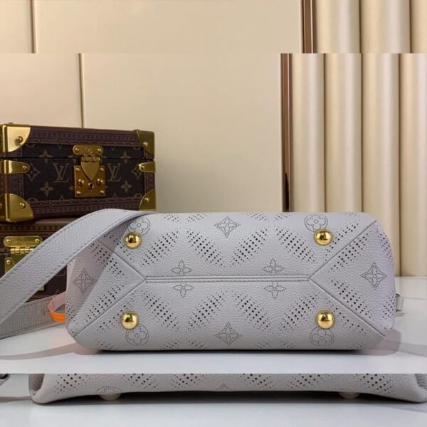 LV HAND IT ALL SMALL - Image 6
