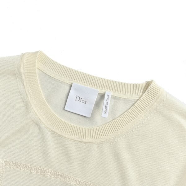 High Quality Dior T-shirt - Image 5